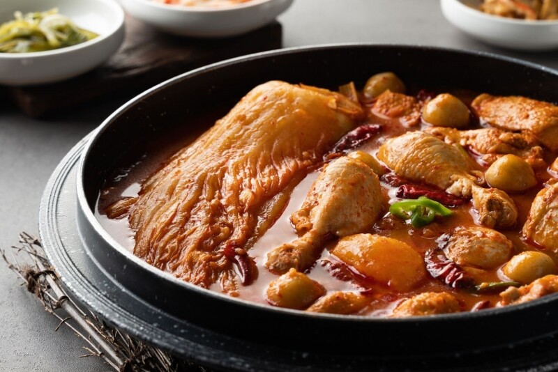 {민병선식당}, {묵은지닭볶음탕 밀키트 2종}