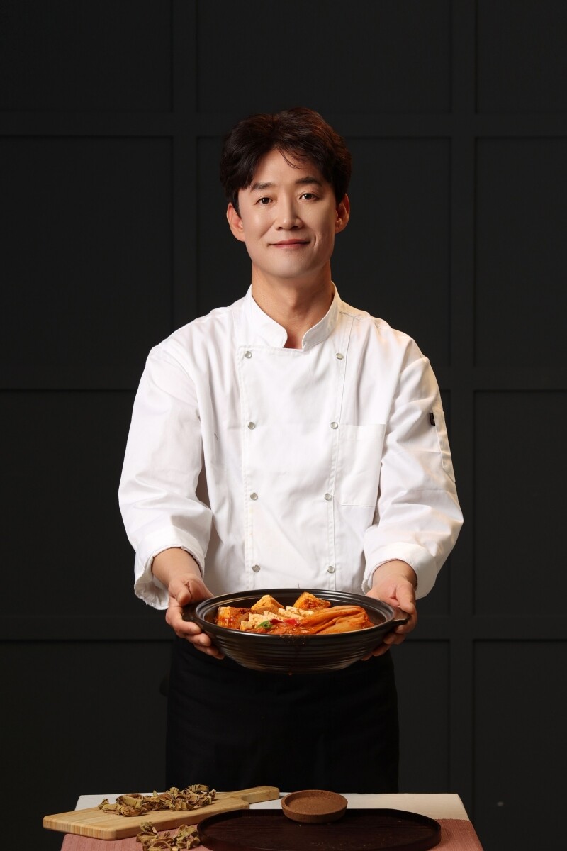 {민병선식당}, {묵은지닭볶음탕 밀키트 2종}