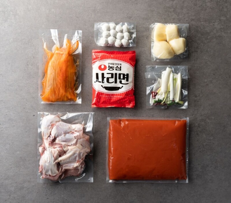 {민병선식당}, {묵은지닭볶음탕 밀키트 2종}